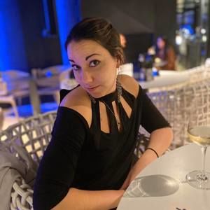 Meet your Posher, Beverly